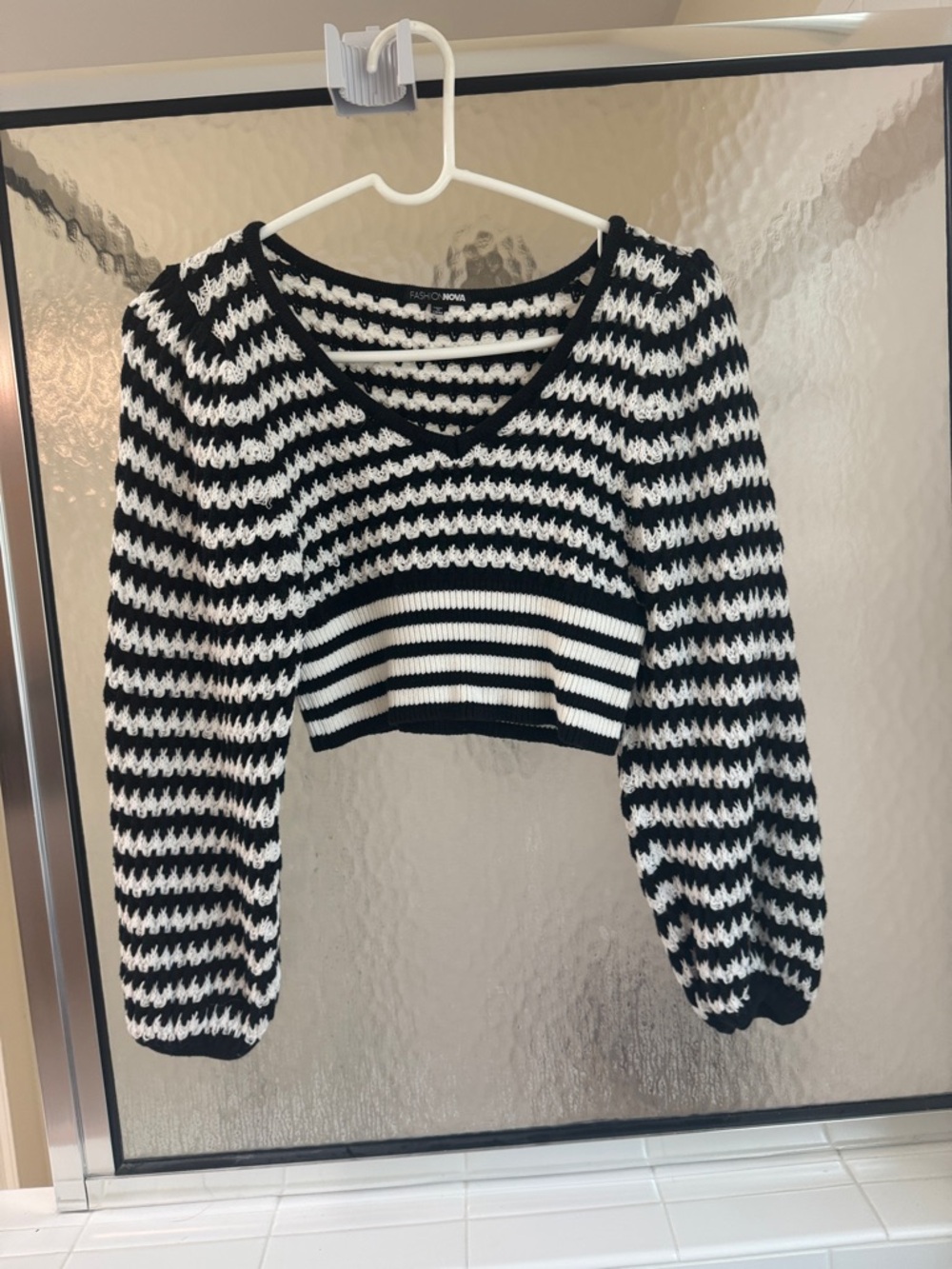 Fashion Nova Black & White Striped Cropped V-Neck Sweater